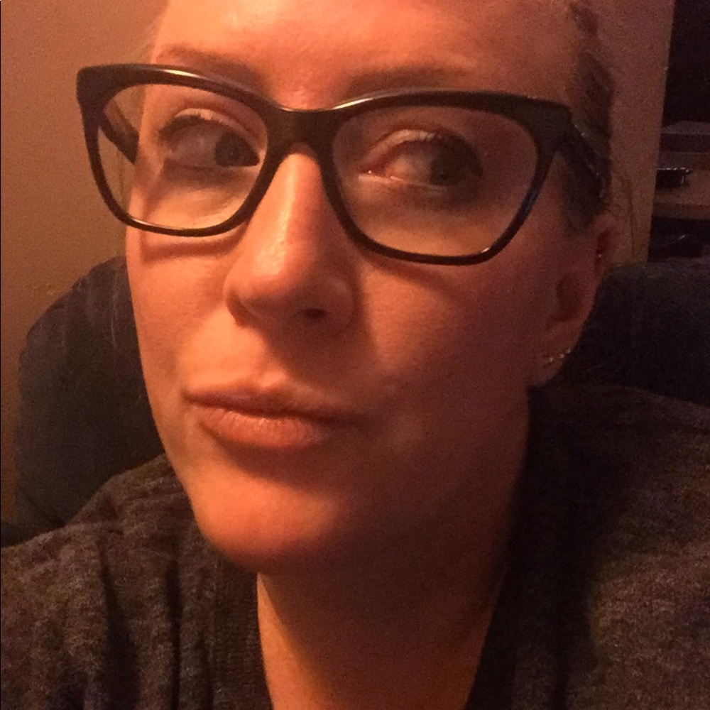 Meet your Posher, Jenny